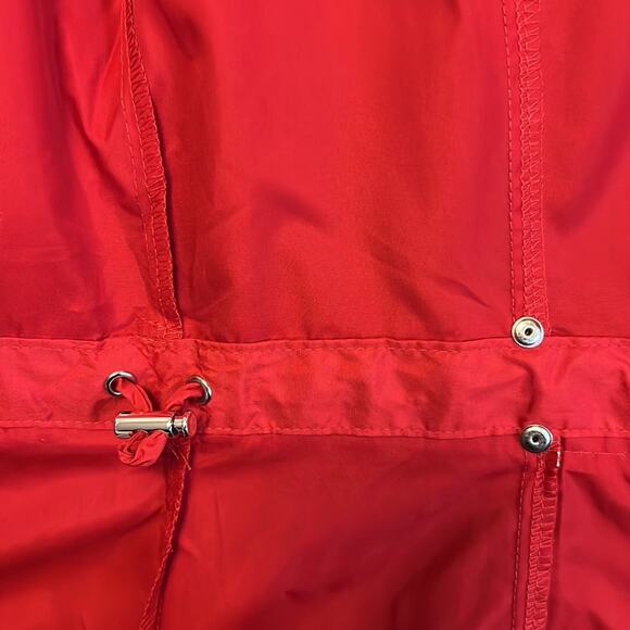 NWOT. Jones New York Red Packable Rain Jacket. M - Picture 6 of 6